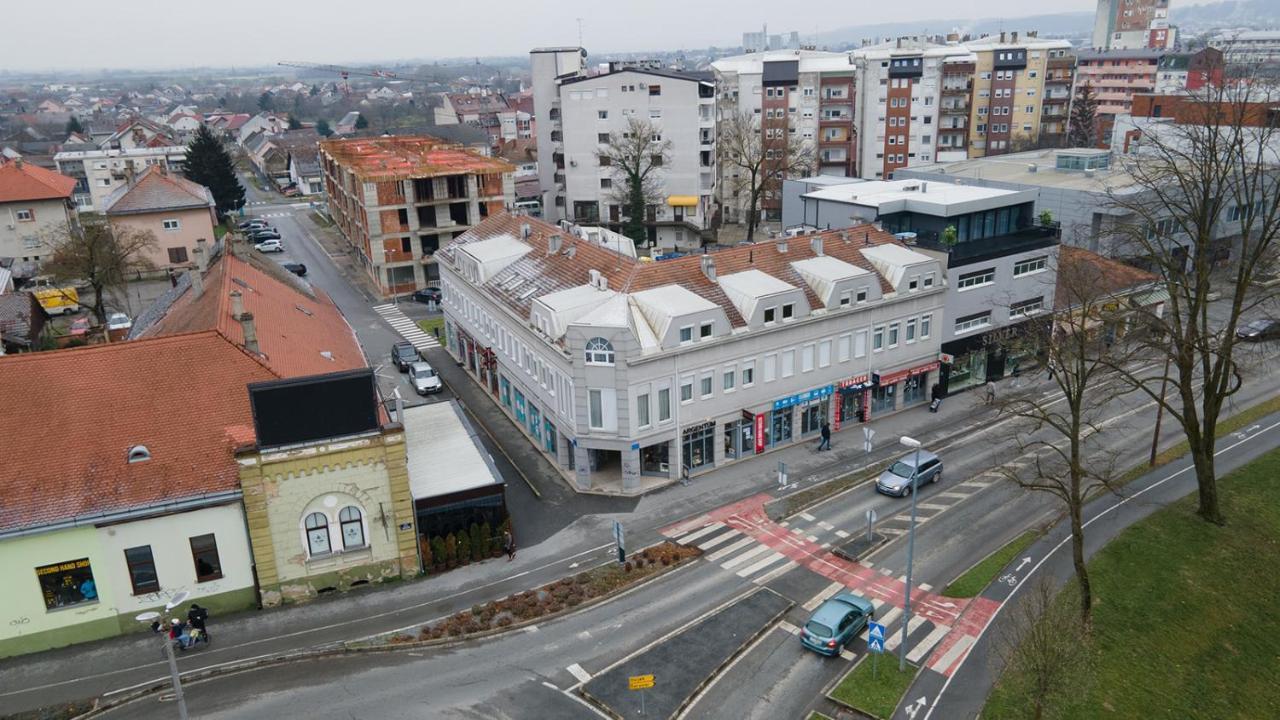 Apartmani Mozart-Centar Virovitica Eksteriør billede
